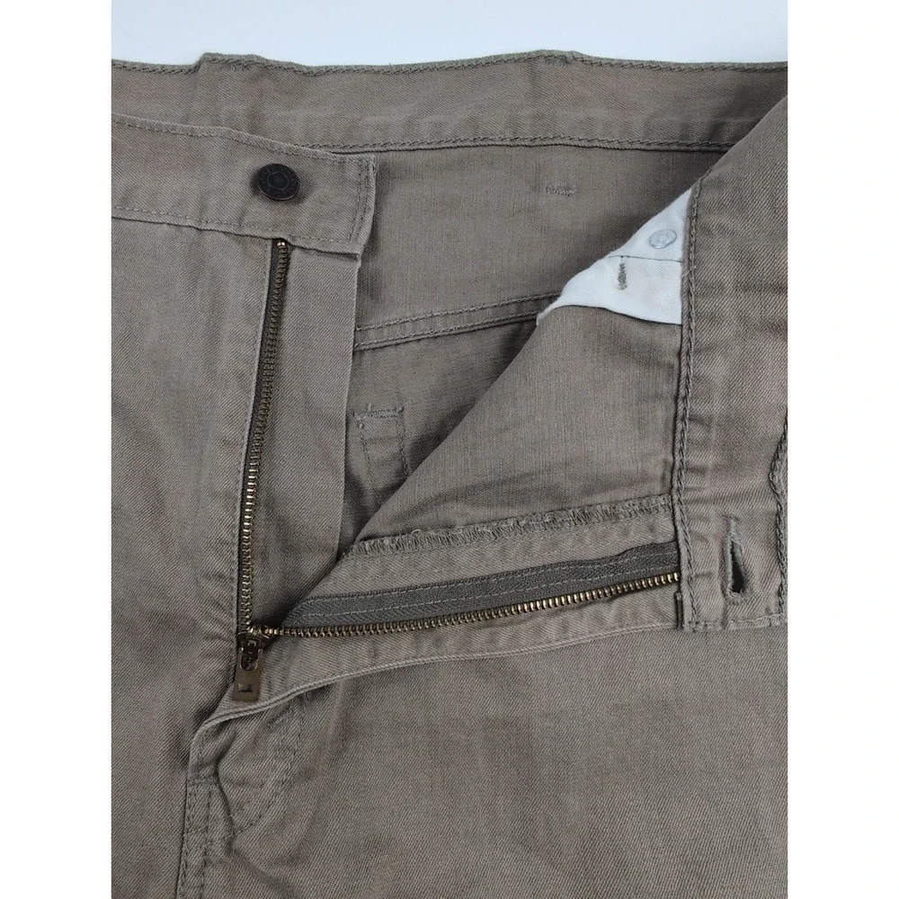 Levi's 559 Mens 44x28 Relaxed Straight Fit Twill Khaki Tan Beige Pants